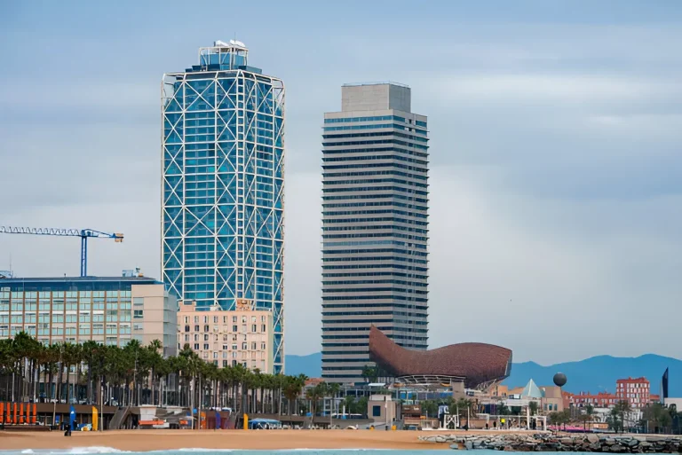 Where are the Best Hotels in Barcelona for Couples?